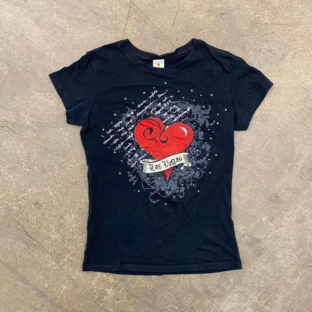 Vintage Y2K Women's Las‎ Vegas Heart Sungirl Baby Tee Shirt Size Medium